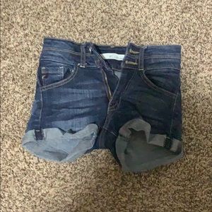 The buckle Denim shorts